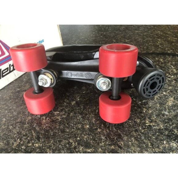 Vintage 1970s Dance Roller Skates in Box - Women's 9 - Picture 3 of 8